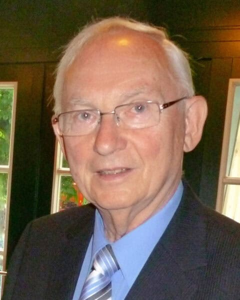 Pfarrer em. Friedhelm Dämmer verstorben